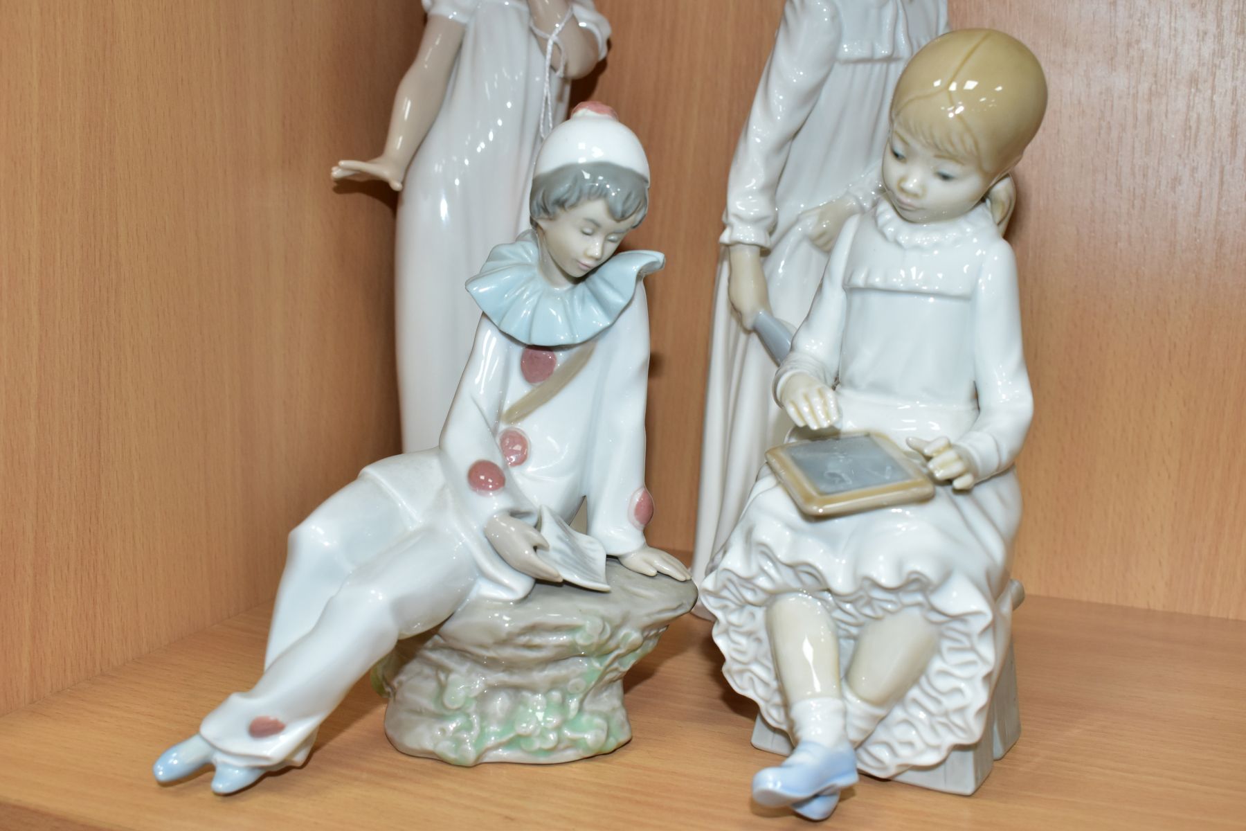 EIGHT NAO PORCELAIN FIGURES OF CHILDREN AND ANIMALS, including a girl in a nightdress covering a - Image 4 of 7