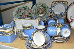 A FORTY EIGHT PIECE GRIMWADES MING TEA SET AND AN EIGHT PIECE SPODE NEW FAYENCE DESSERT SET, the