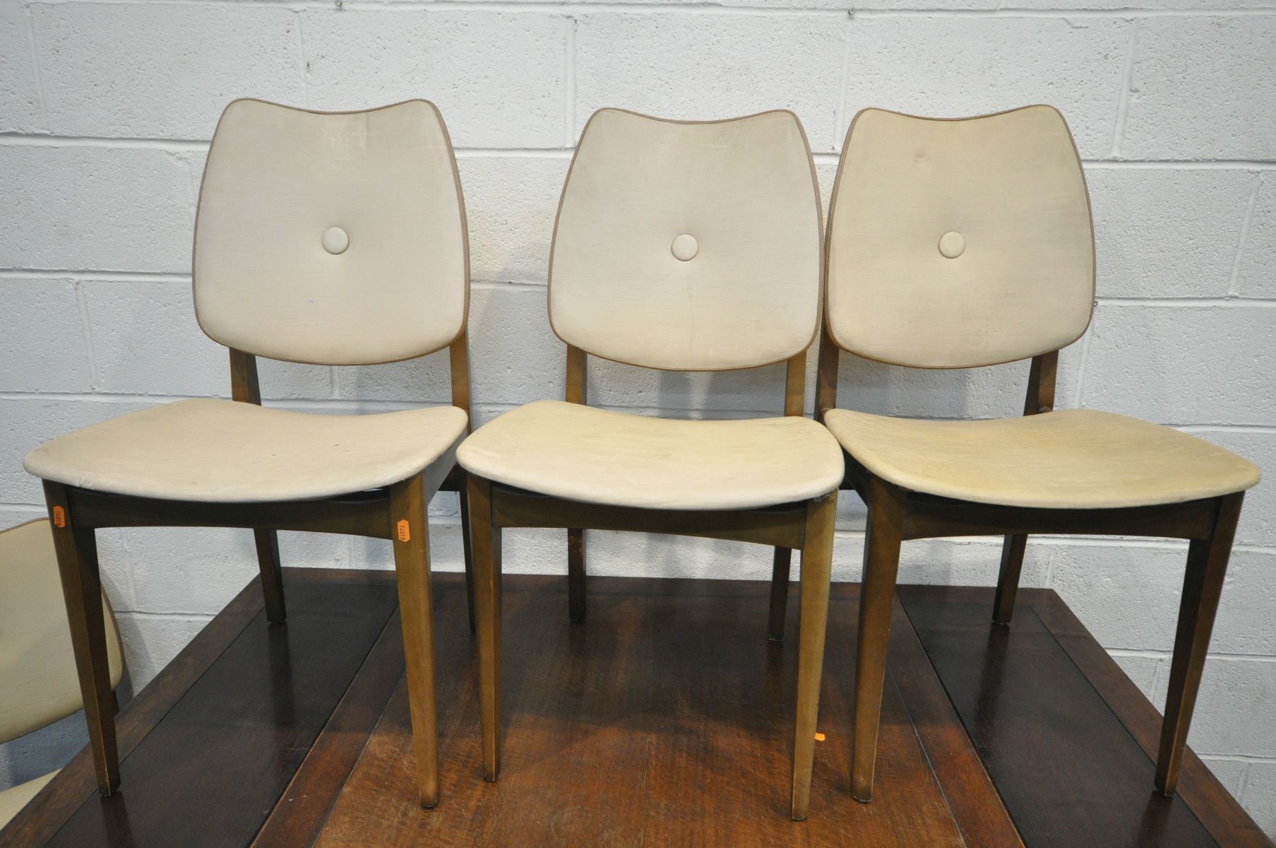 AN EARLY 20TH CENTURY OAK DRAW LEAF DINING TABLE, on turned legs united by a cross stretcher, open - Image 2 of 3