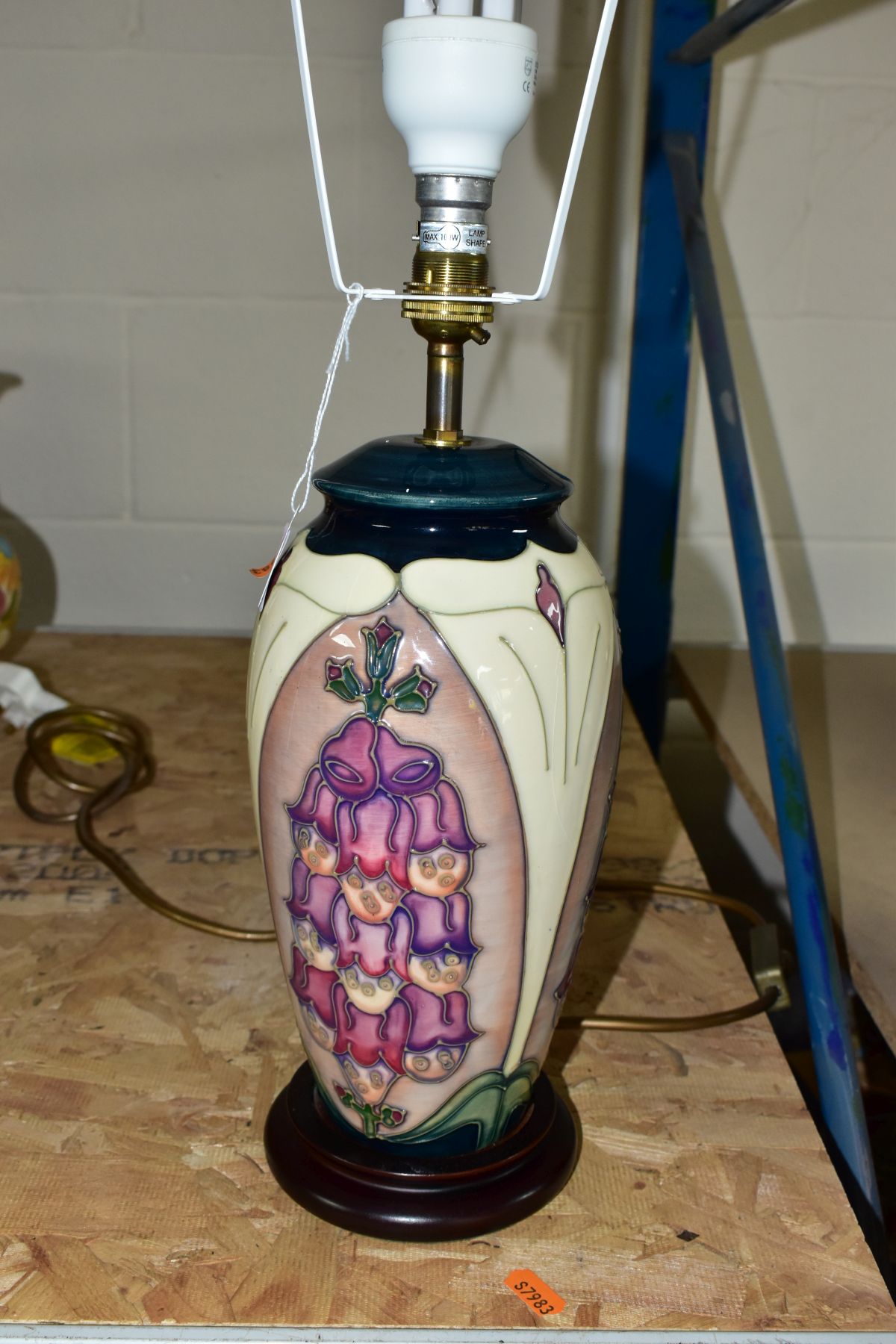 A MOORCROFT POTTERY FOXGLOVE PATTERN TABLE LAMP, designed by Rachel Bishop, with lampshade, - Image 7 of 7