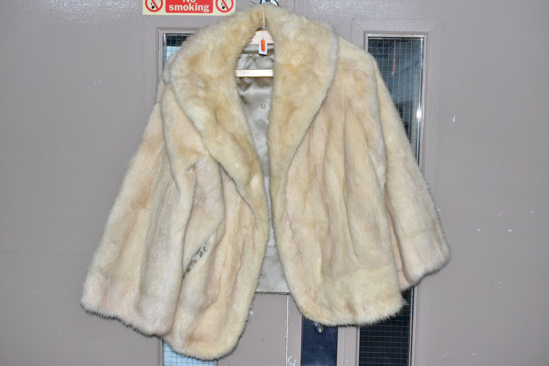 THREE LADIES FUR COATS, A SQUIRREL FUR STOLE, THREE BOXES OF TABLE LINEN, ETC, including a three - Image 7 of 10