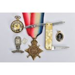 A SMALL BOX CONTAINING WORLD WAR ONE 1914-15 STAR plus other items, Star is named 14867 Pte W.E.