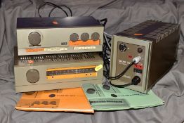 A QUAD 33 CONTROL UNIT, a Quad 303 power Amplifier and a Quad FM Tuner ( PAT pass and working )