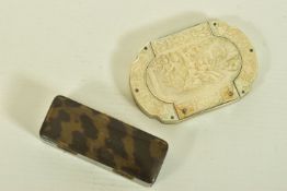 TWO GEORGIAN SNUFF BOXES (both AF), to include a mother of pearl snuff box the lid carved to