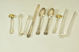 A SELECTION OF 19TH TO EARLY 20TH CENTURY SILVER CUTLERY, to include a pair of silver tea spoons,