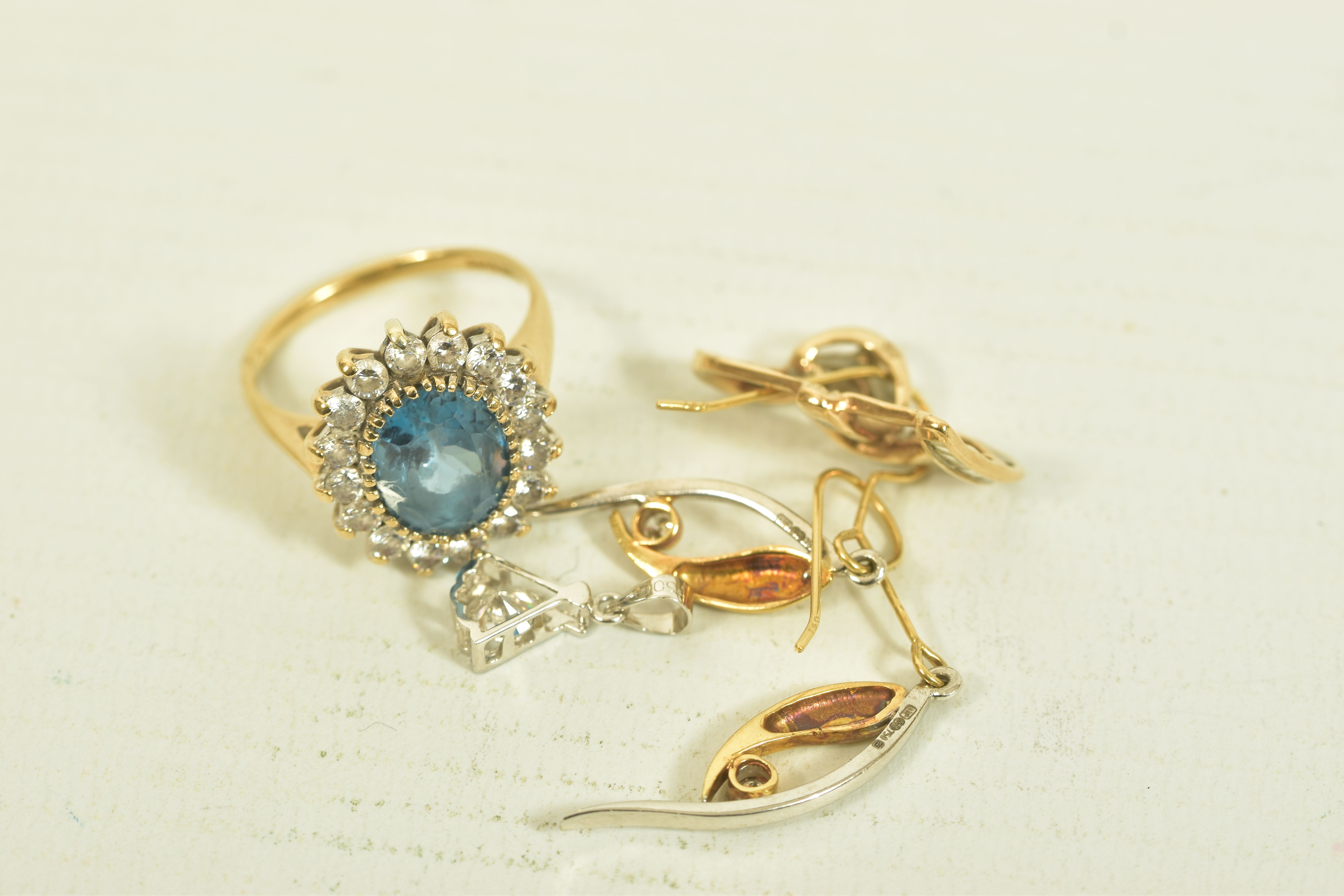 A SELECTION OF GOLD DIAMOND AND GEM SET JEWELLERY, to include a pair of 18ct gold brilliant-cut