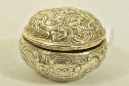 AN EARLY 19TH CENTURY DUTCH SILVER HINGED BOX, depicting a mythical and floral scene, with hinged