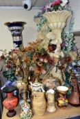 A GROUP OF CERAMICS AND LARGE DECORATIVE ITEMS, to include a Hammersley Autumn Gold basket, a