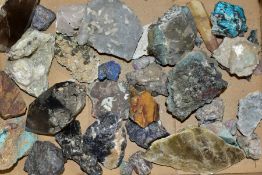 A BOX OF ROCKS AND MINERALS, approximately thirty pieces to include tourmaline, smoky quartz, rock