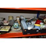 TWO BOXES AND LOOSE CERAMICS, to include a nineteen piece Denby Mandarin part tea set, a quantity of