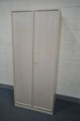 A MODERN LIGHT WOOD EFFECT DOUBLE DOOR WARDROBE, width 89cm x depth 59cm x height 203cm