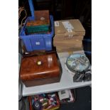 A GROUP OF BOXES AND COLLECTORS PLATES, to include a walnut box with mother of pearl cartouche and