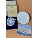 A BOXED AND CASED LIMITED EDITION WEDGWOOD WHITE ON PALE BLUE MEDALLION OF SAMUEL JOHNSON, made to