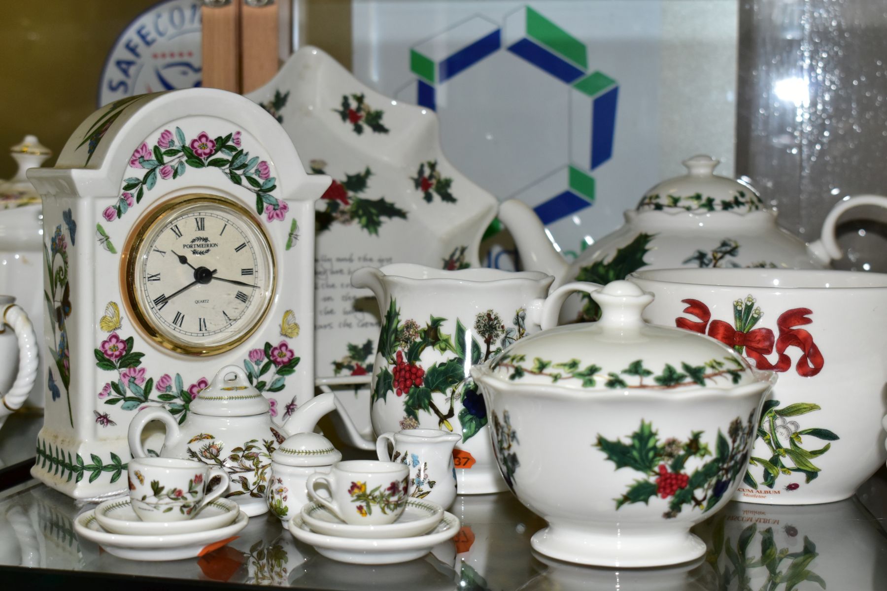 A GROUP OF PORTMEIRION CHRISTMAS THEMED AND OTHER CERAMICS, comprising a framed decorative limited - Image 4 of 6