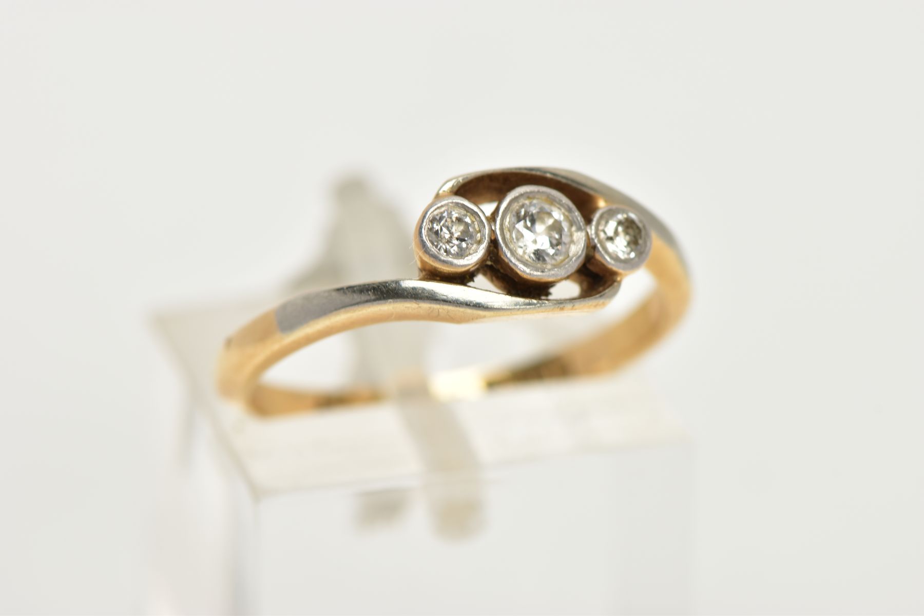 A YELLOW METAL THREE STONE DIAMOND RING, three graduated old cut diamonds, milgrain bezel setting, - Image 4 of 4