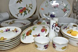 A TWENTY SEVEN PIECE ROYAL WORCESTER EVESHAM DINNER SERVICE, comprising two oval tureens, a