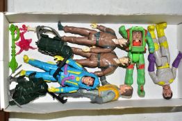 A QUANTITY OF UNBOXED AND ASSORTED KENNER GHOSTBUSTERS FIGURES AND ACCESSORIES, playworn condition