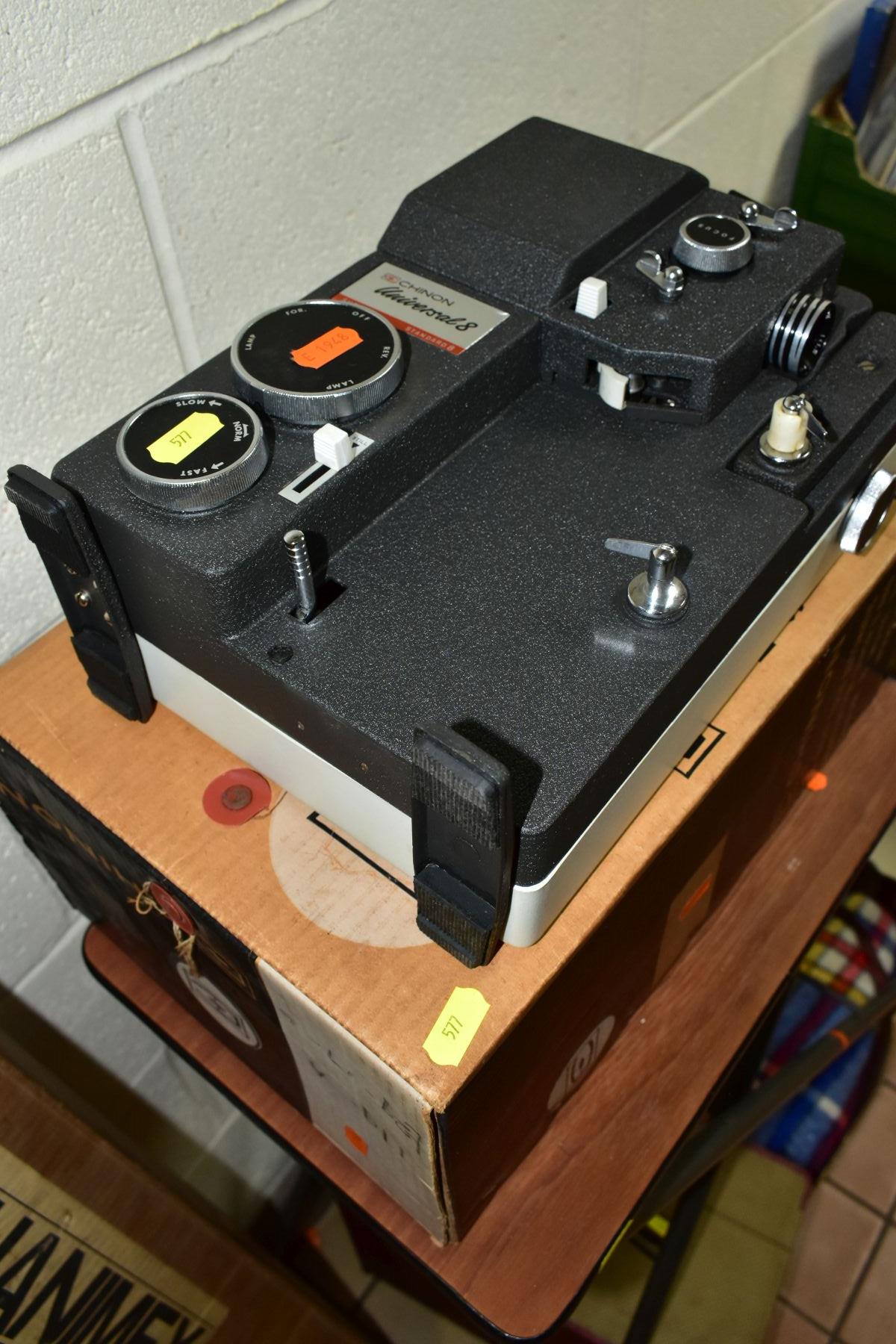 A BOX AND LOOSE FILM PROJECTOR, STAND, SCREEN, RECORD PLAYER, PHOTOGRAPHIC AND OPTICAL EQUIPMENT, to - Bild 3 aus 6