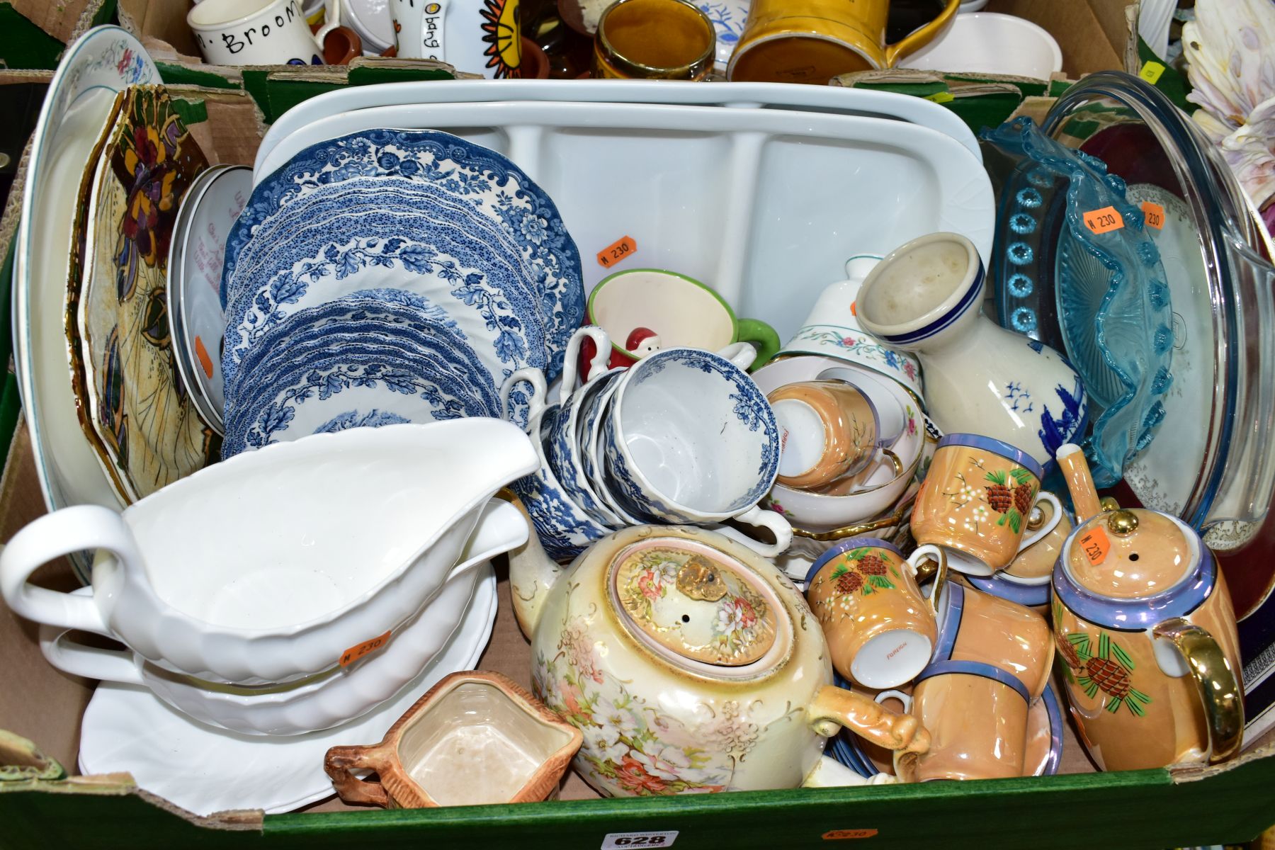 FIVE BOXES OF TEA, DINNER WARES AND ORNAMENTS ETC, to include Myotts 'Country life' blue and - Bild 4 aus 6