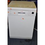 A BOSCH CLASSIXX SGS45CO2/GB DISHWASHER (PAT pass and powers up)