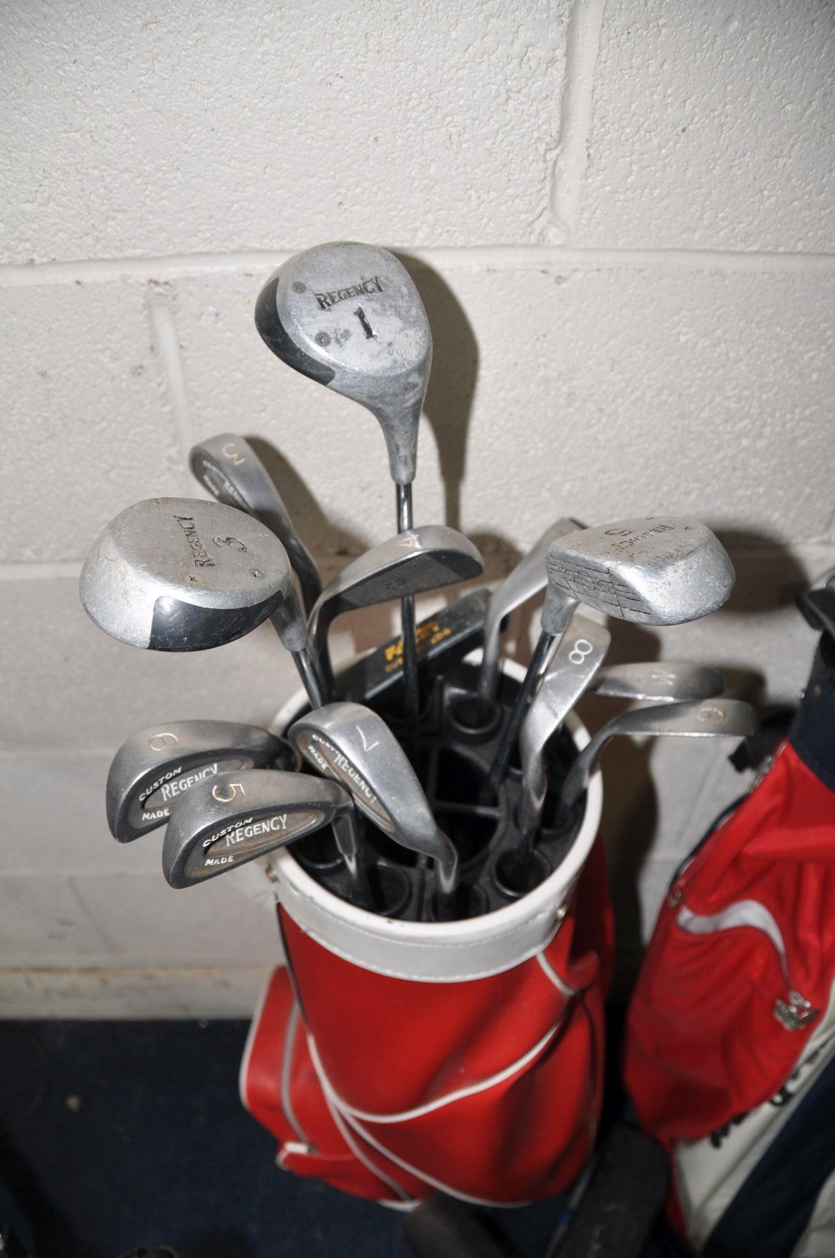 TWO GOLF BAGS CONTAINING CLUBS to include a Wilson golf bag with a set of Apollo clubs, a Karobes - Image 4 of 5