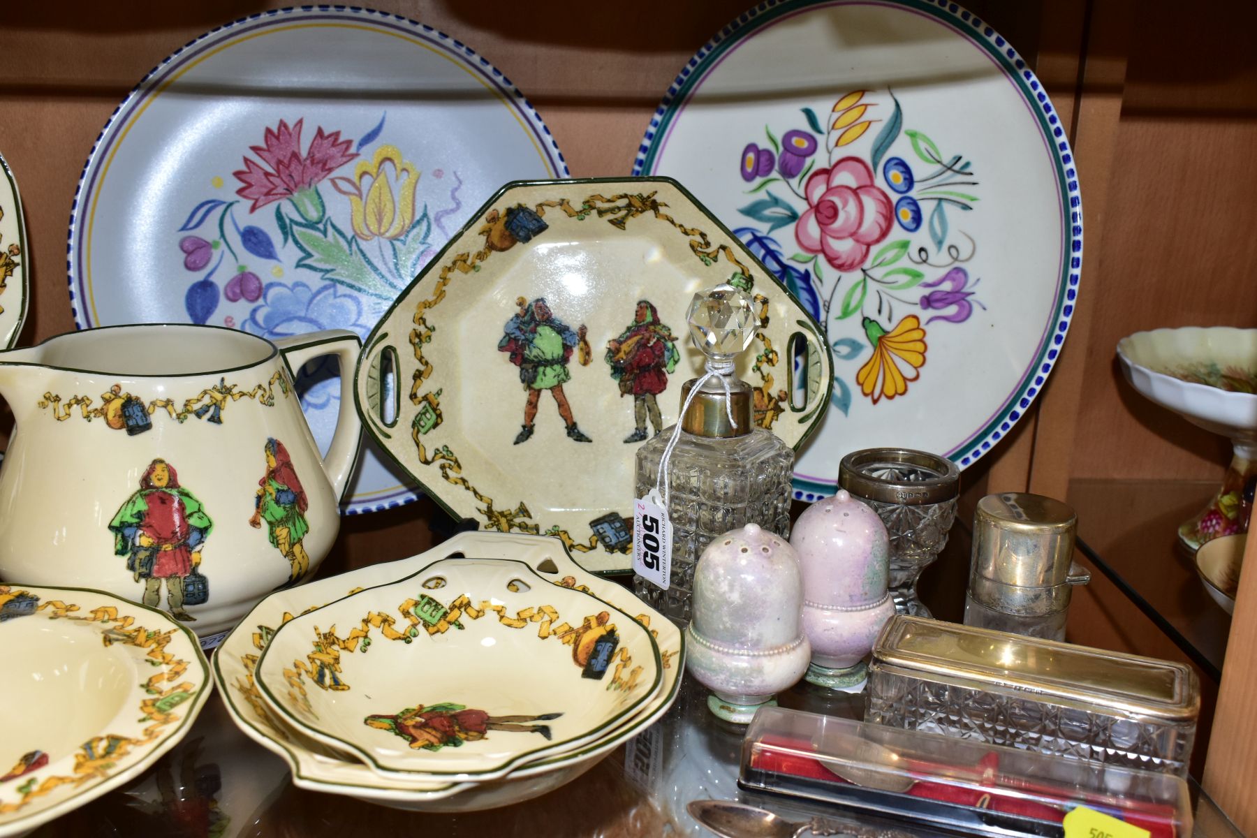 A GROUP OF ROYAL DOULTON SERIESWARE, OTHER CERAMICS AND GLASSWARES, to include eleven pieces of - Bild 2 aus 9