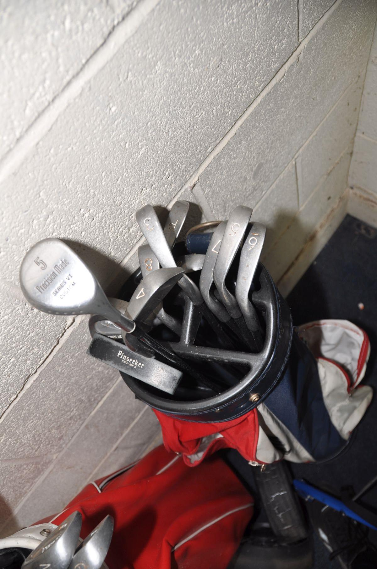 TWO GOLF BAGS CONTAINING CLUBS to include a Wilson golf bag with a set of Apollo clubs, a Karobes - Image 5 of 5