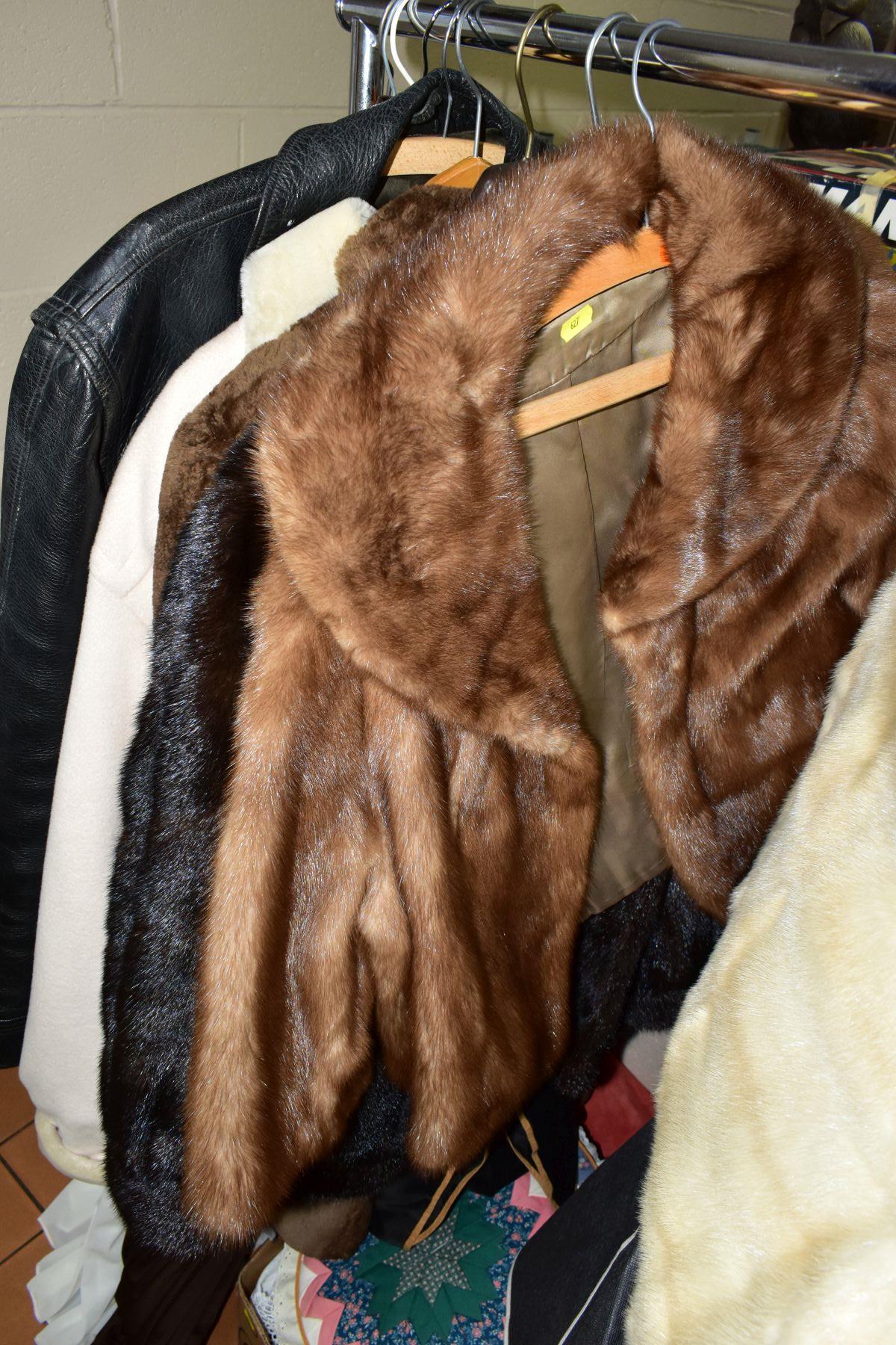 FUR COATS, DRESSES, BAGS AND TABLE LINEN ETC, to include two brown mink fur coats with labels for - Bild 10 aus 15