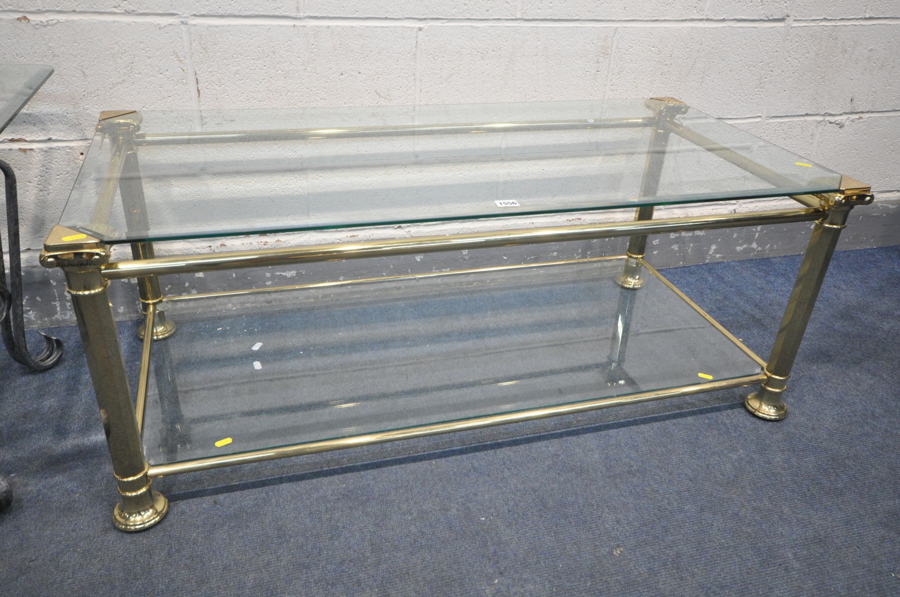 A LATE 20TH CENTURY RECTANGULAR BRASS COFFEE TABLE, with two glass inserts, length 120cm x depth - Bild 2 aus 3