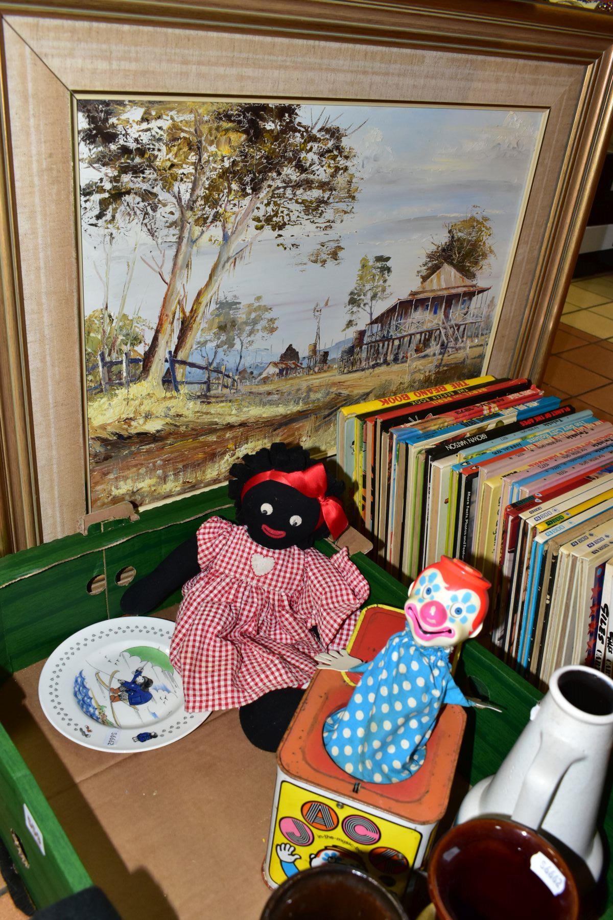 TWO BOXES AND LOOSE TOYS, BOOKS, CERAMICS AND SUNDRY ITEMS, to include a Paddington Bear teddy - Bild 4 aus 5