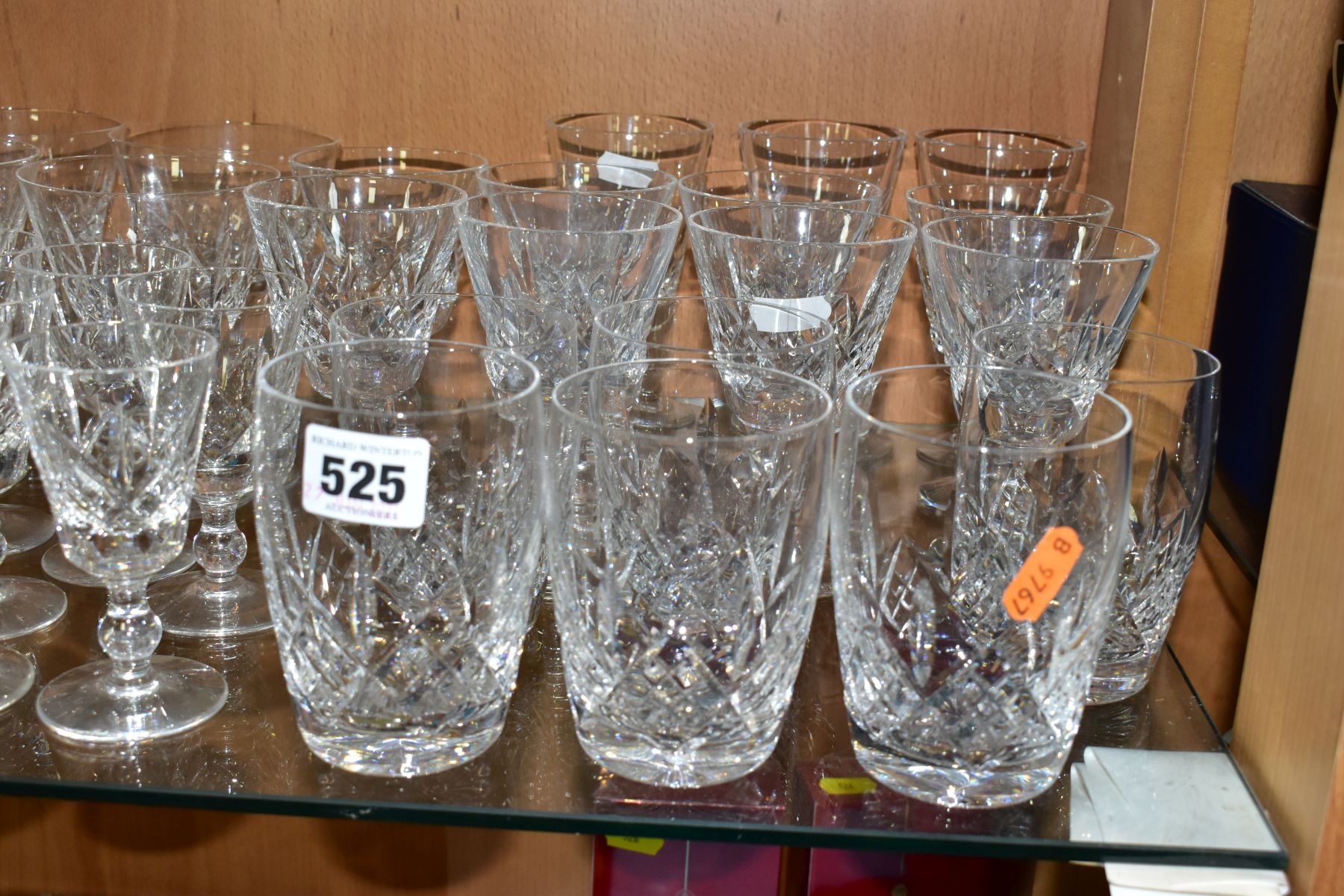 A GROUP OF CUT CRYSTAL DRINKING GLASSES AND OTHER GLASSWARES, to include five sets of stemware and - Bild 2 aus 11
