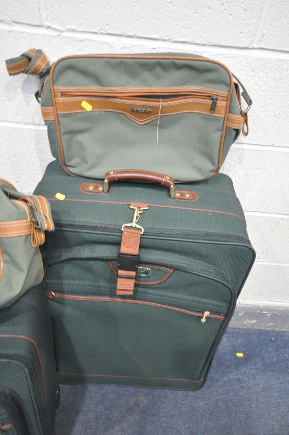 TWO GREEN ANTLER SUITCASES, and two Revelation carry bags (4) - Bild 3 aus 4