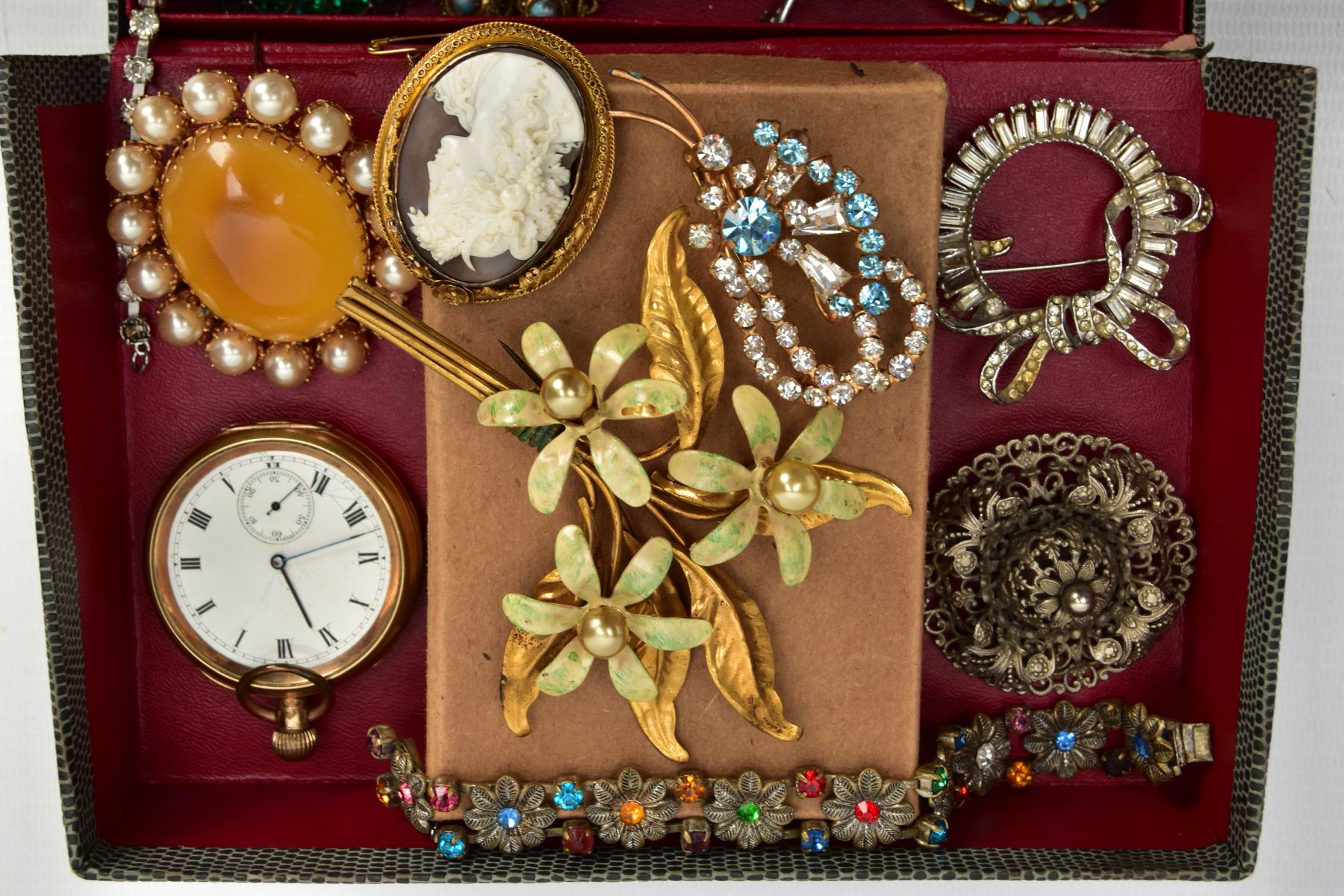 A BOX OF COSTUME JEWELLERY AND A GOLD PLATED POCKET WATCH, snake skin effect jewellery box with - Bild 2 aus 8