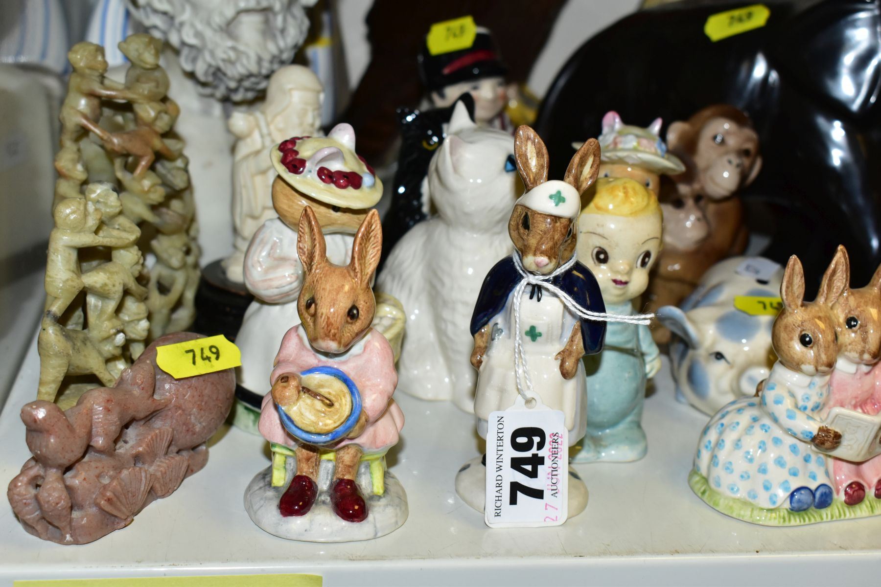 A MIXED QUANTITY OF ROYAL DOULTON FIGURINES 'BUNNYKINS' ETC, a toby jug, a carved wooden Buddha - Bild 2 aus 5