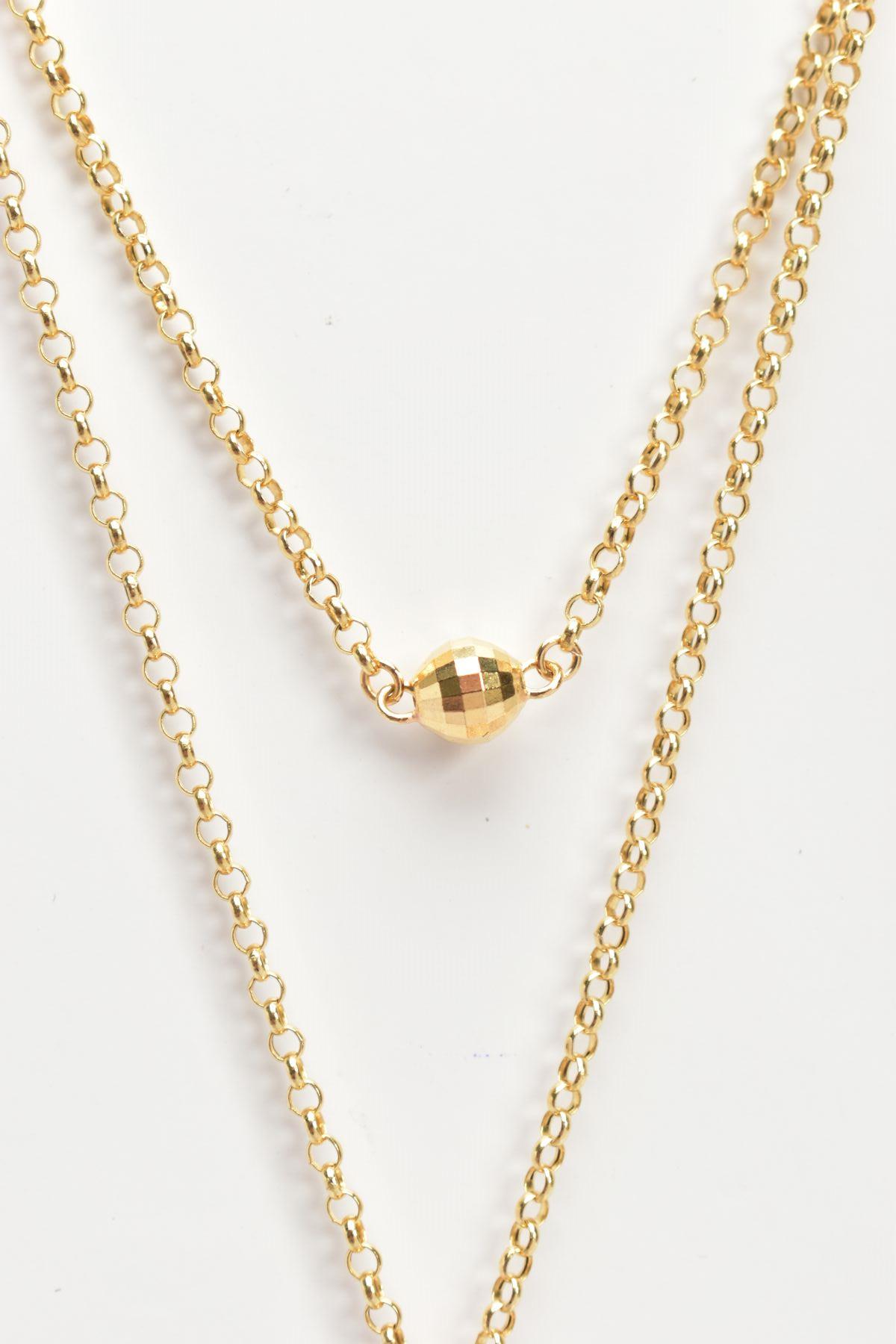 AN 18CT GOLD CHAIN NECKLACE, a fine trace chain, fitted with an additional part chain to appear as a - Bild 4 aus 6