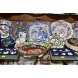 A GROUP OF CERAMICS, to include a Mason's Ironstone dragon headed bowl in the 'Red Scale and