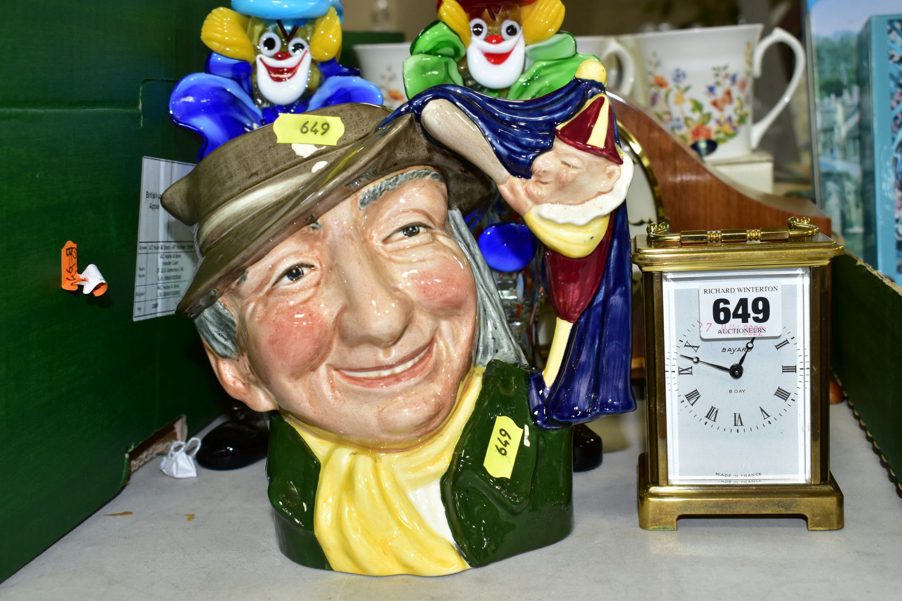 SIX ITEMS INCLUDING A BAYARD EIGHT DAY GLASS CASED CARRIAGE CLOCK, a Royal Doulton 'Punch & Judy' - Bild 2 aus 6