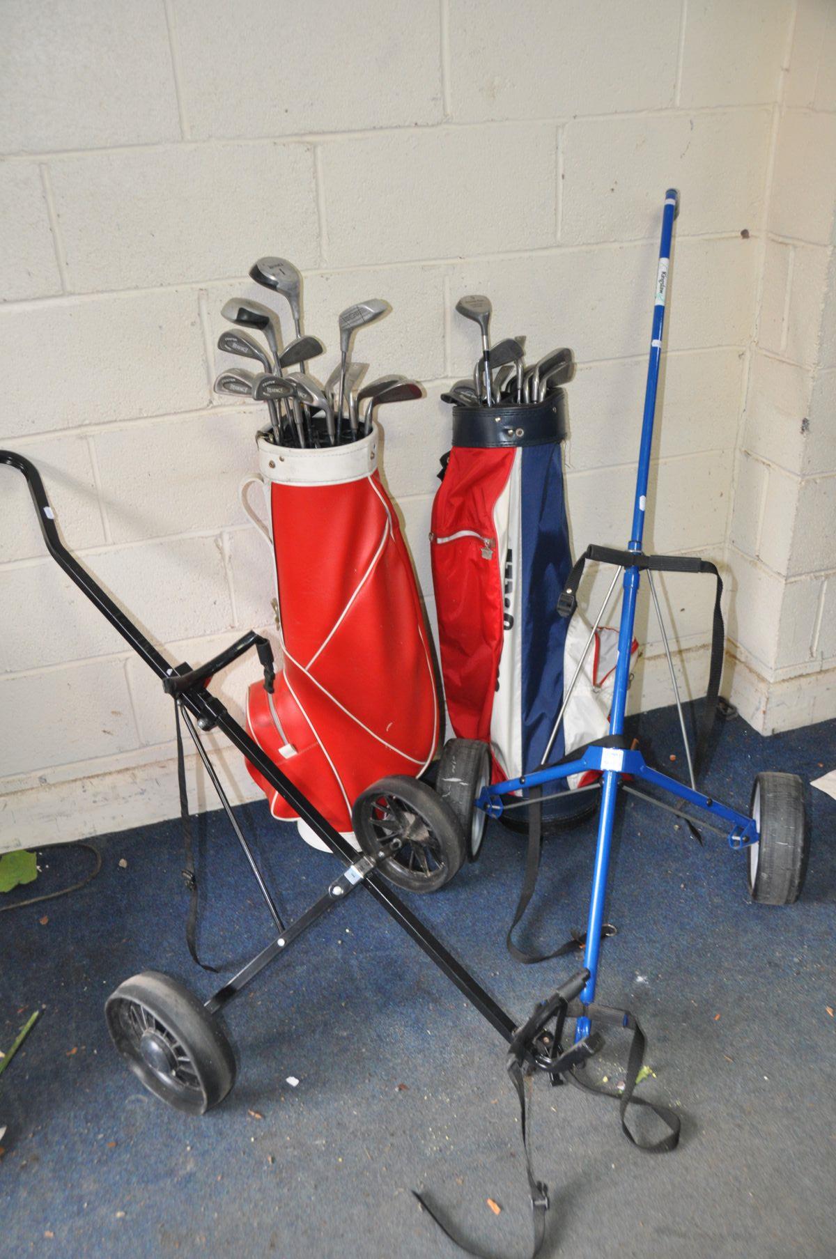 TWO GOLF BAGS CONTAINING CLUBS to include a Wilson golf bag with a set of Apollo clubs, a Karobes - Image 3 of 5