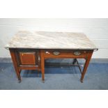 AN EDWARDIAN MAHOGANY AND INLAID MARBLE TOP WASHSTAND, with a single panelled cupboard door and