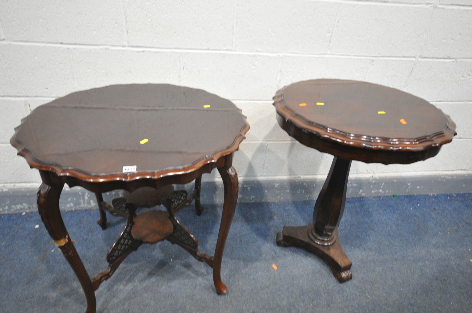 AN EDWARDIAN MAHOGANY CENTRE TABLE, diameter 73cm x height 70cm (historical crack to the top) and