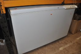 A ELECTROLUX ECM3057/BMI310 large chest freezer, measuring width 133cm x depth 62cm x height 88cm (