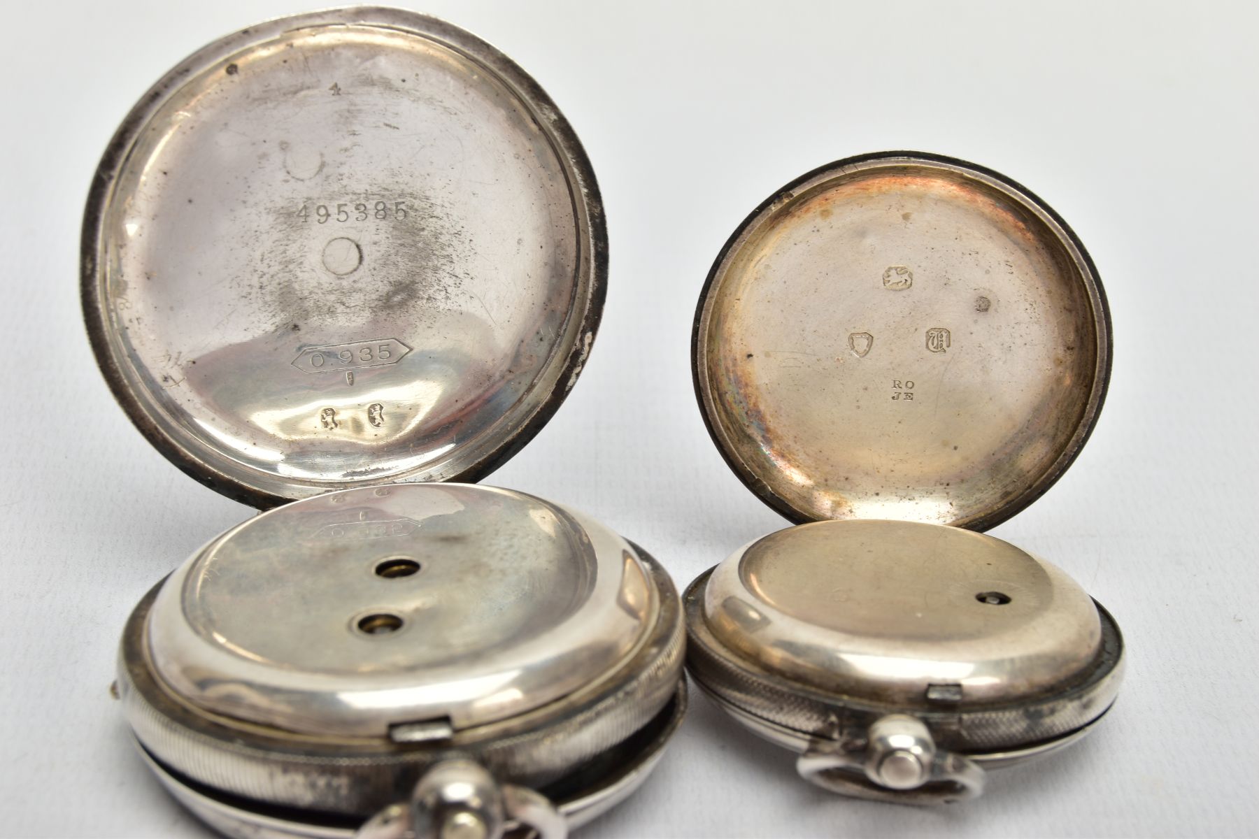 TWO SILVER POCKET WATCHES, the first with an open face, circular white dial, Roman numerals, - Bild 4 aus 6