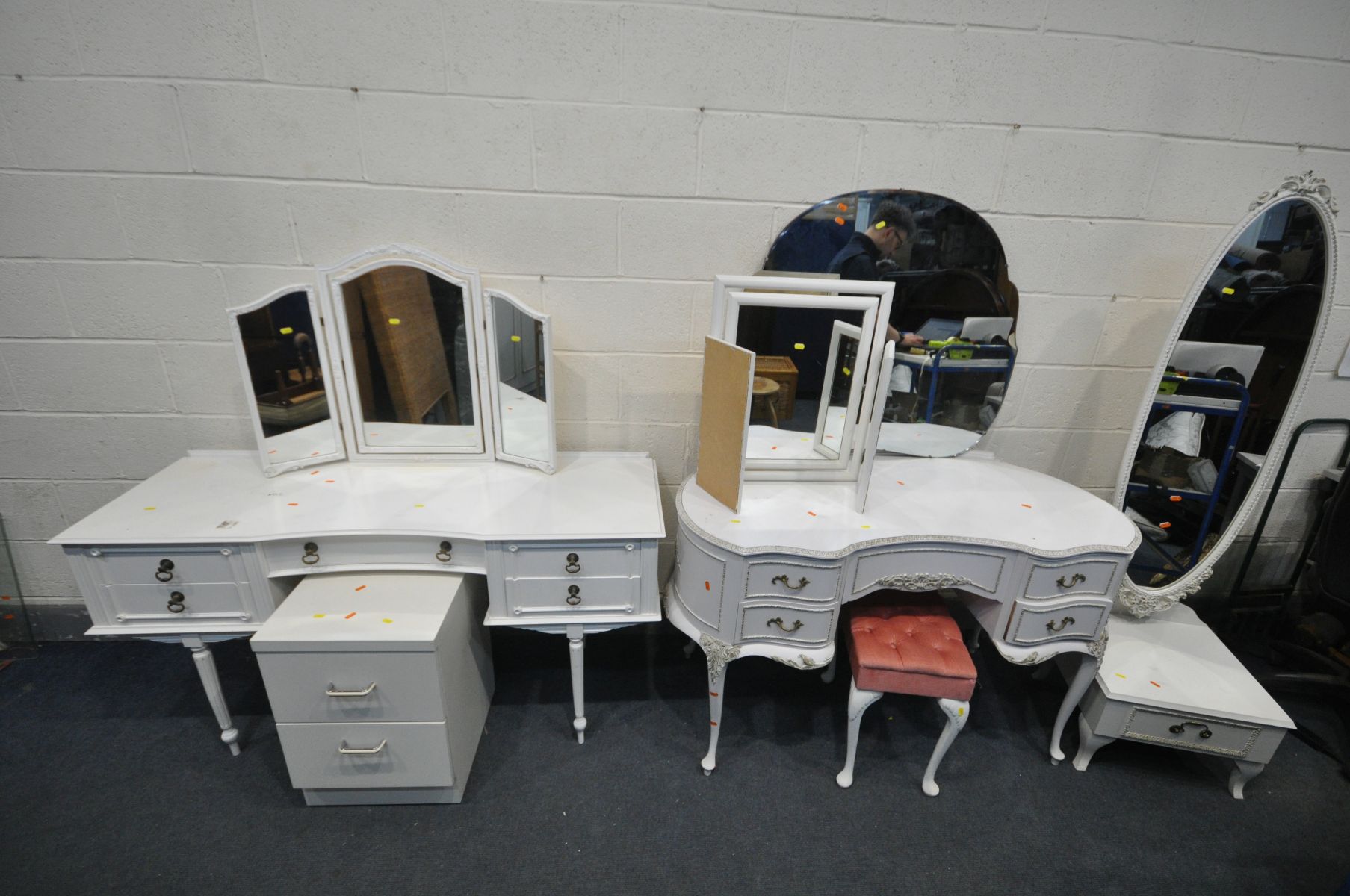 A MATCHED WHITE PAINTED FRENCH STYLE FOUR PIECE BEDROOM SUITE, comprising a double door wardrobe,