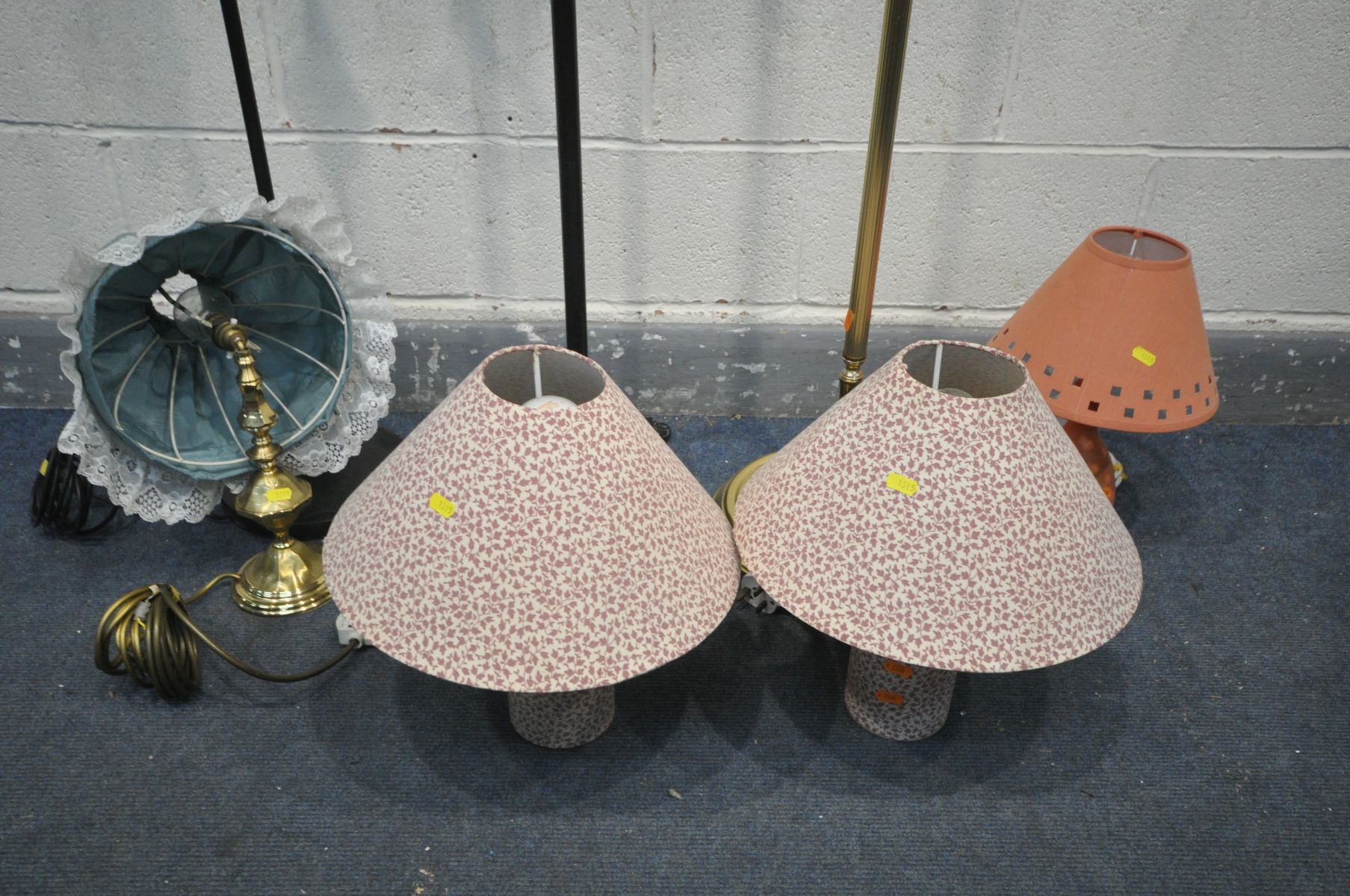 A SELECTION OF LIGHTING, to include a 'Serious' standard lamp, a brassed standard lamp, another - Bild 2 aus 2