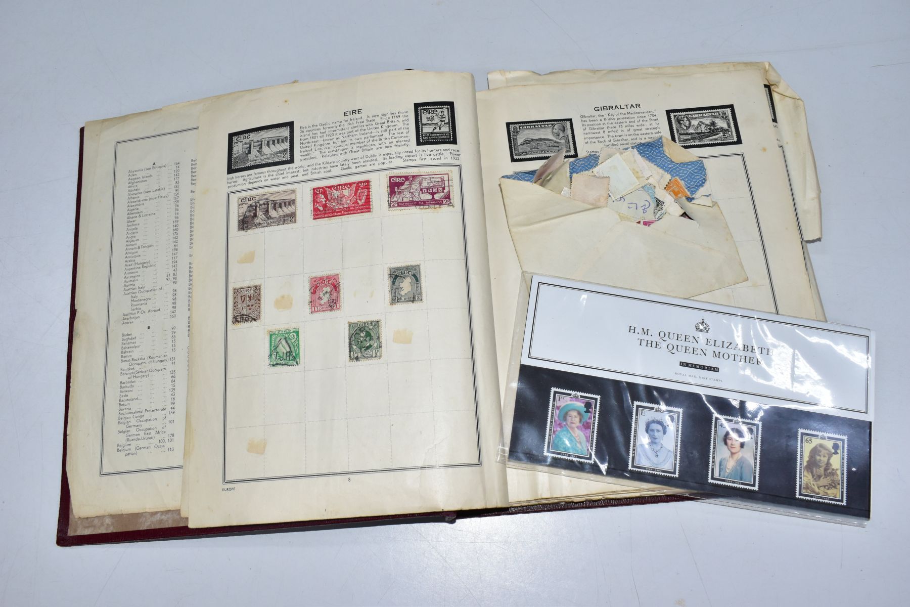 WORLDWIDE STAMP COLLECTION in Meteor loose leaf album, mainly mid period to about 1950