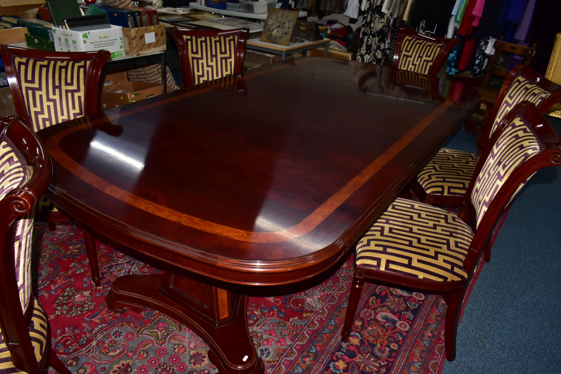 A CHARLES BARR MAHOGANY AND BURR WOOD INLAID EXTENDING PEDESTAL DINING TABLE, with one additional - Image 2 of 19