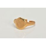 AN AF 18CT GOLD SIGNET RING, oval signet with worn engraved initials, tapered plain polished split