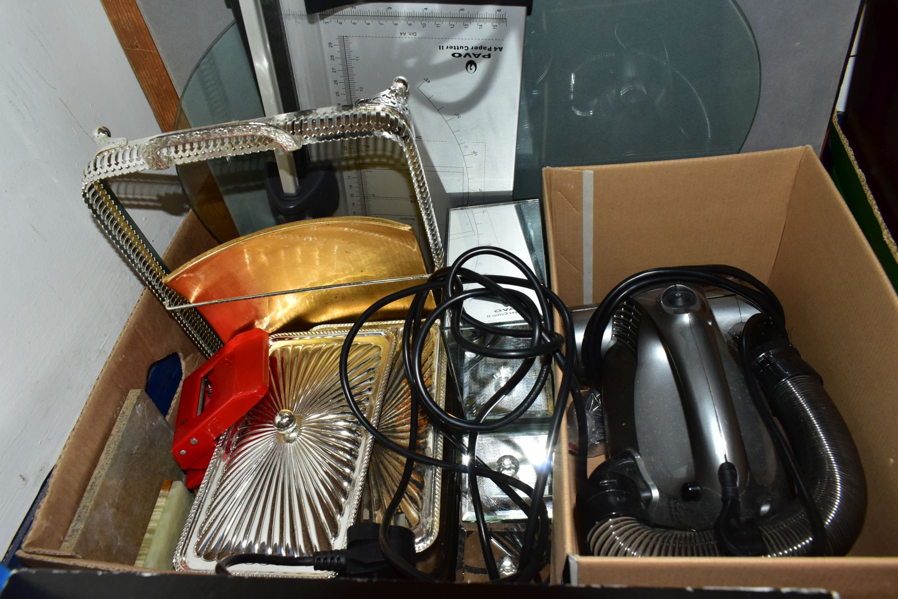 FOUR BOXES OF HOMEWARES, to include a Russell Hobbs four slice toaster, a Roberts Classic DAB - Image 5 of 5