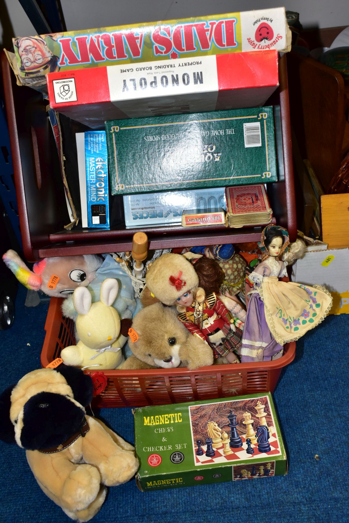 SIX BOXES CONTAINING A MIXTURE OF ORNAMENTS, board games, photo frames, dolls, soft toys and plant - Image 3 of 8