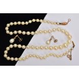 A CULTURED PEARL NECKLACE AND A PAIR OF EARRINGS, a graduated single row of cream cultured pearls